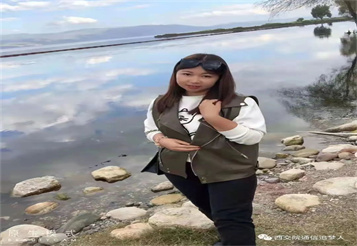 优秀校友魏苗苗 