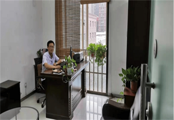 优秀校友程建杰