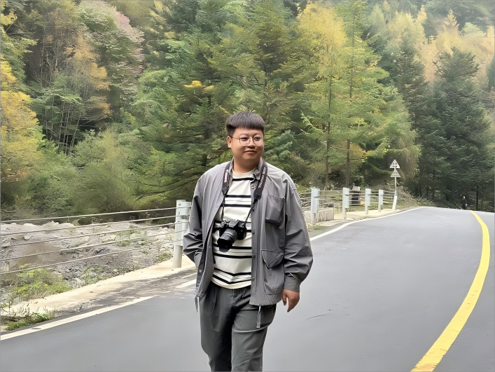 优秀校友行胜阳